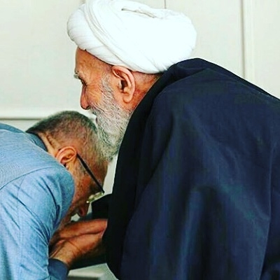 Yuxuda İmam Əli(ə.s) qulağına Bəsmələ oxudu